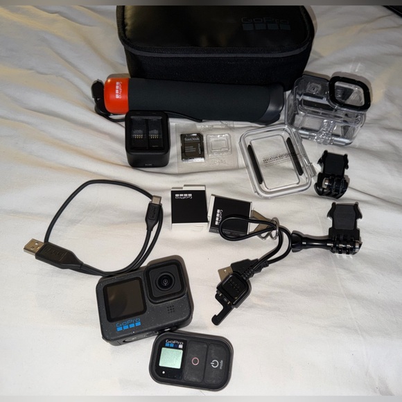 GoPro 12 Black Bundle